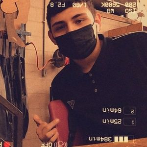 Meet your Posher, Andre